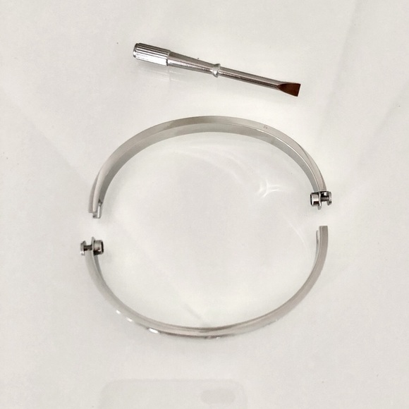 Screw Bracelet Classic Model Stainless Steel - Picture 7 of 9